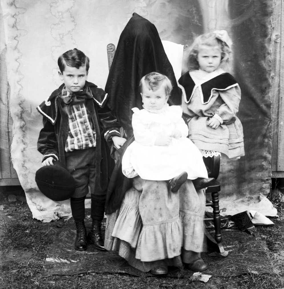 hiddenmother