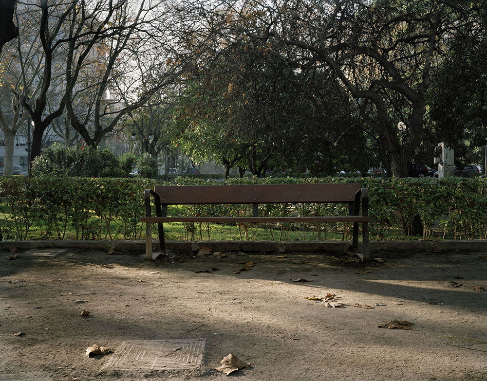 A la hora, en el lugar/Eduardo Nave