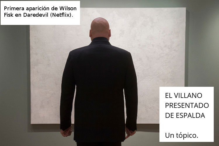 de espaldas a la cámara Marvel’s Daredevil (2014).