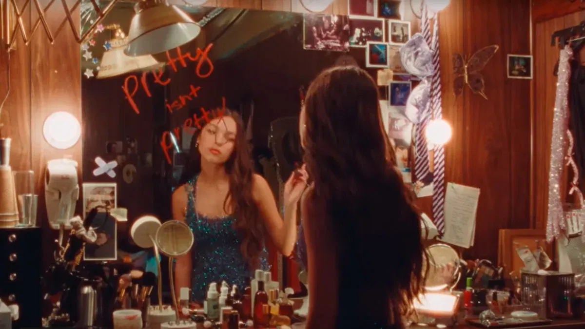 Pretty isn’t pretty olivia rodrigo